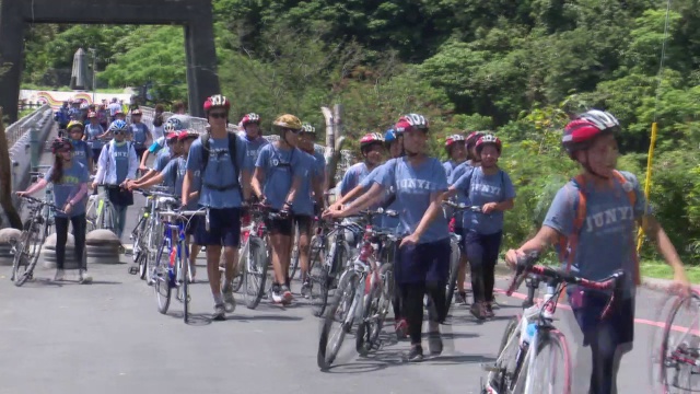 Embedded thumbnail for 2017【均一】8年級環海岸山脈自行車Day1