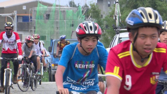 Embedded thumbnail for Junyi School of Innovation: 8th Grade Cycling Day 2